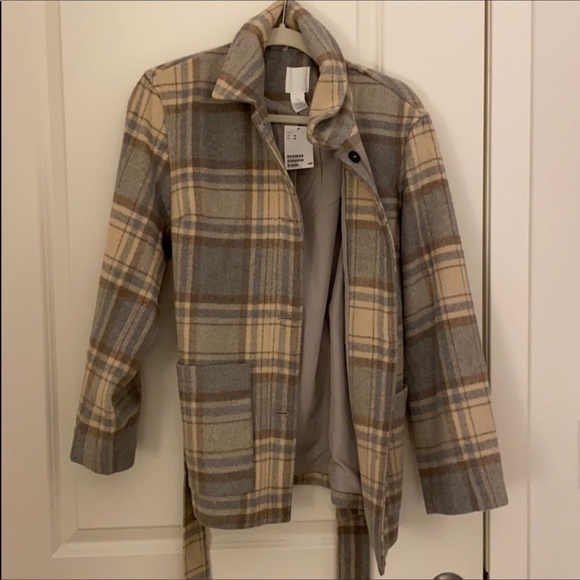 H&M Tan And Gray Plaid Coat Size Medium - Picture 5 of 9